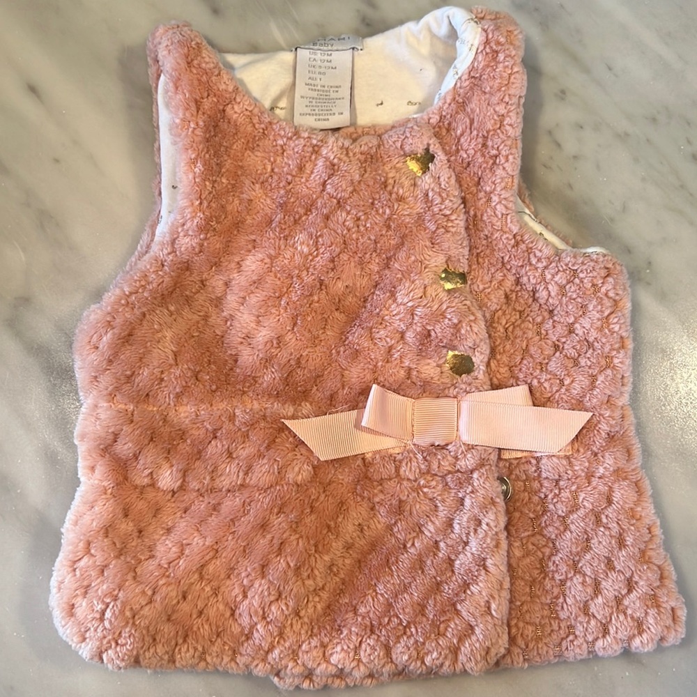 Super cute faux fur pink vest baby girl